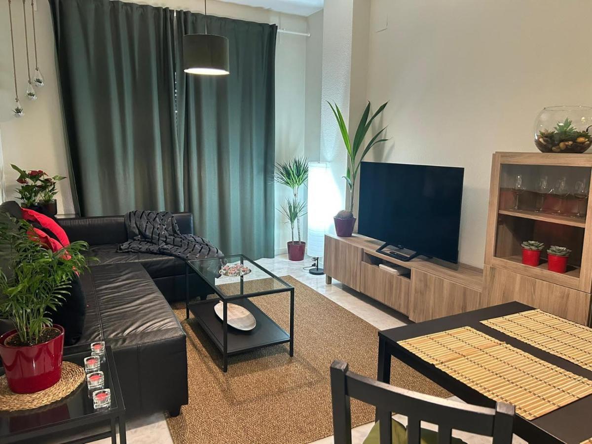 Apartamento Suite Torre Alta Parking Gratis Sevilla Exteriér fotografie