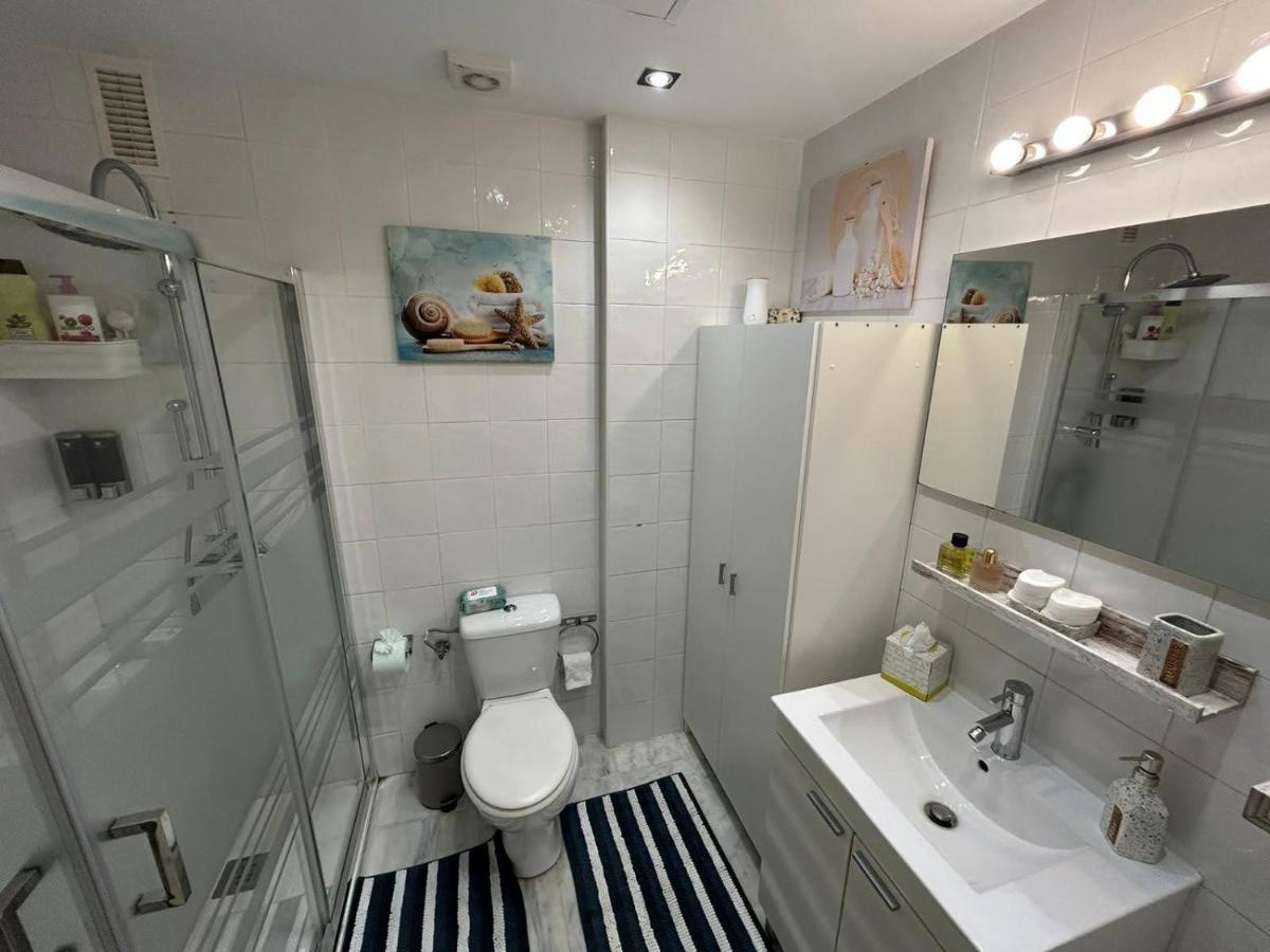 Apartamento Suite Torre Alta Parking Gratis Sevilla Exteriér fotografie